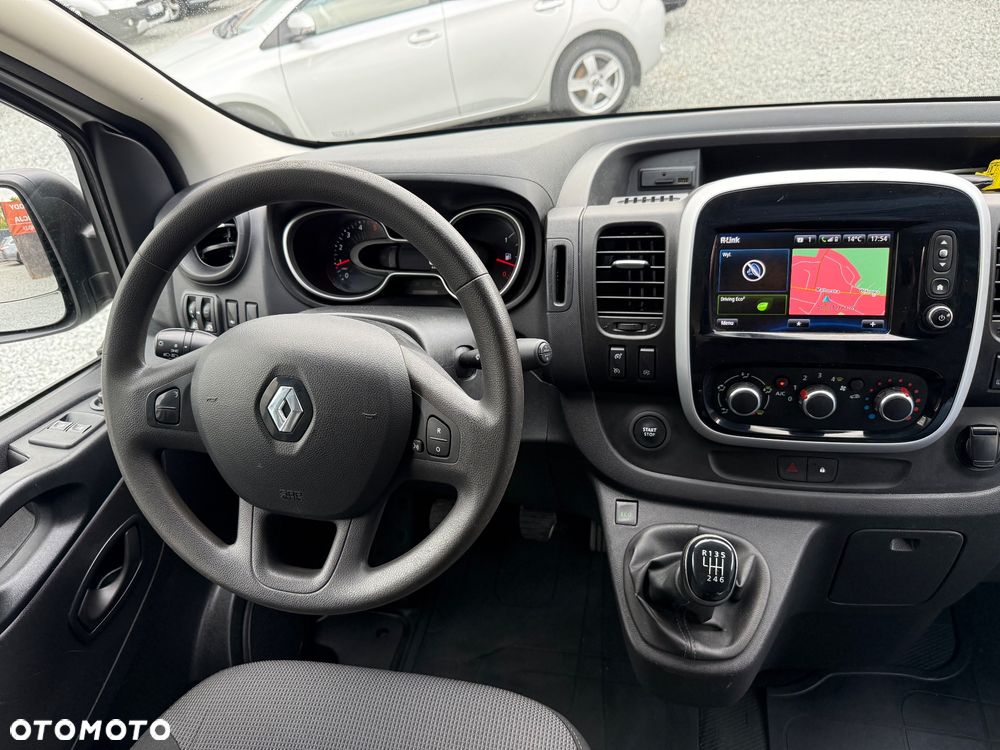 Renault TRAFIC - 9