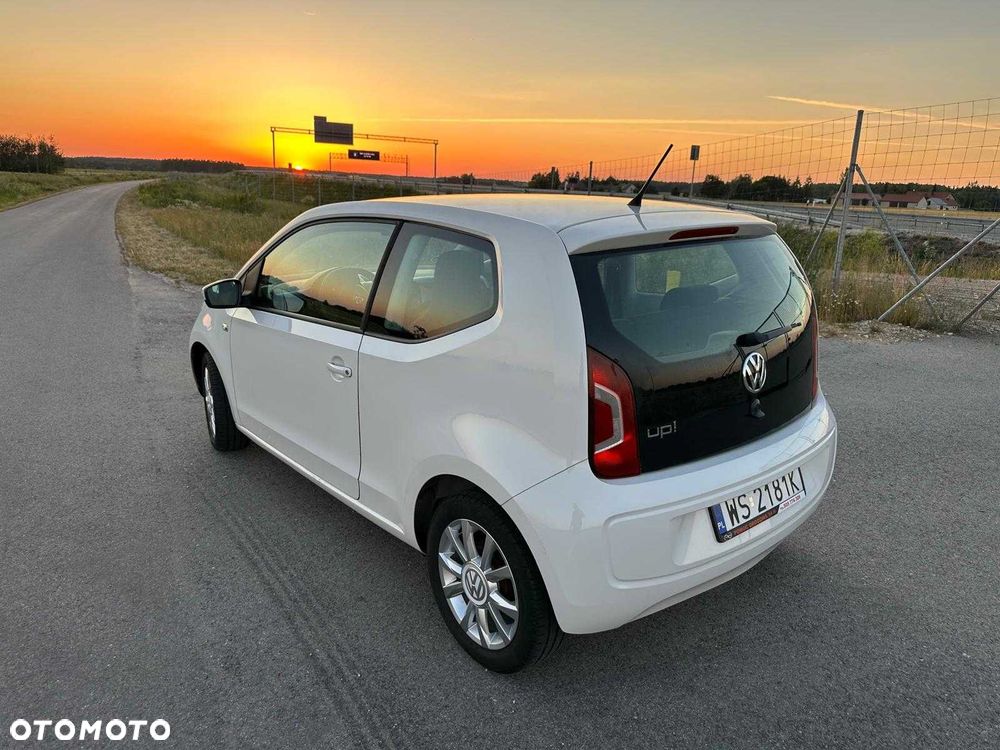Volkswagen up! - 4