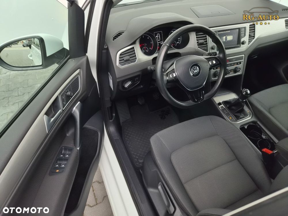 Volkswagen Golf Sportsvan - 38