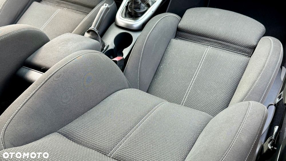 Opel Astra - 25