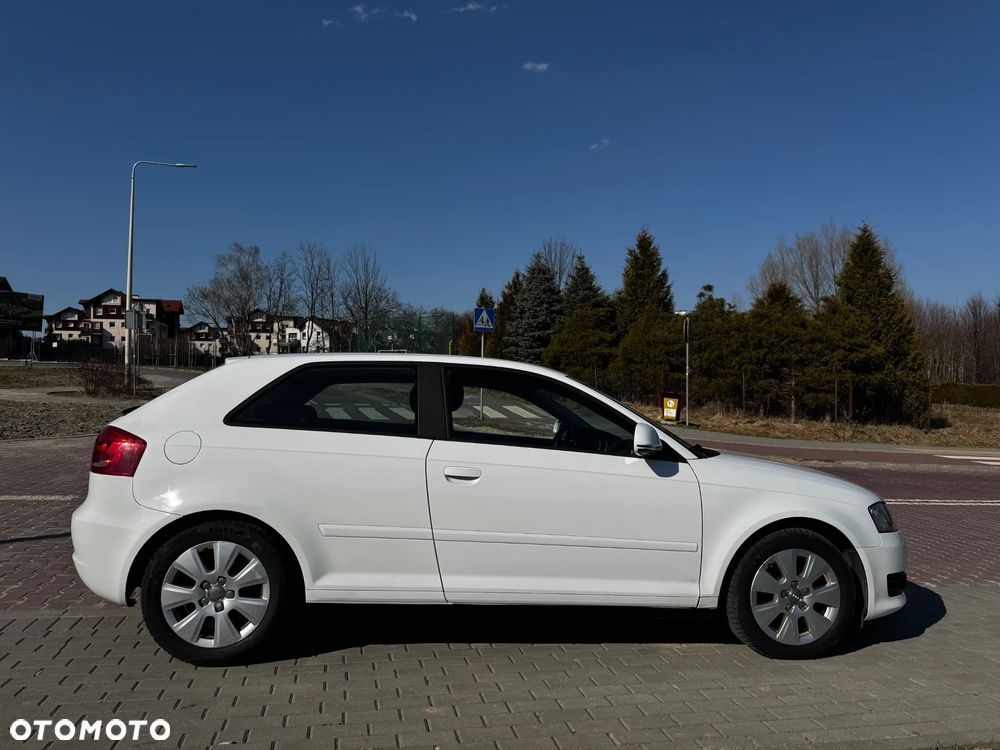 Audi A3 3-drzwiowe 1.9 TDI DPF S line Sportpaket (plus) - 14