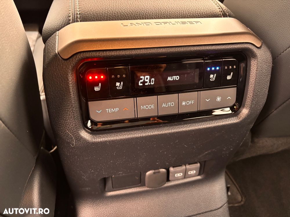 Toyota Land Cruiser 250 2.8l D-4D 204 CP MHEV A/T 7 locuri Luxury - 9