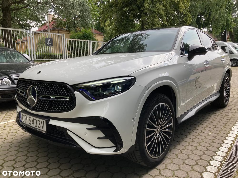 Mercedes-Benz GLC 300 de 4-Matic AMG Line - 2