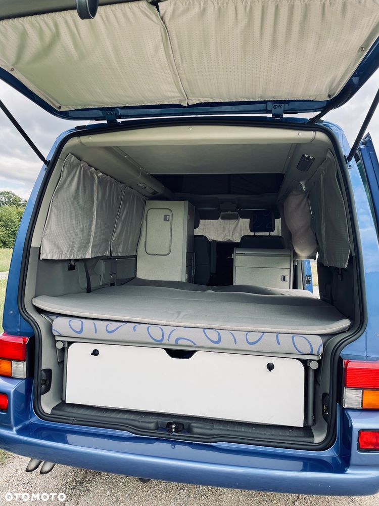 Volkswagen Multivan - 4