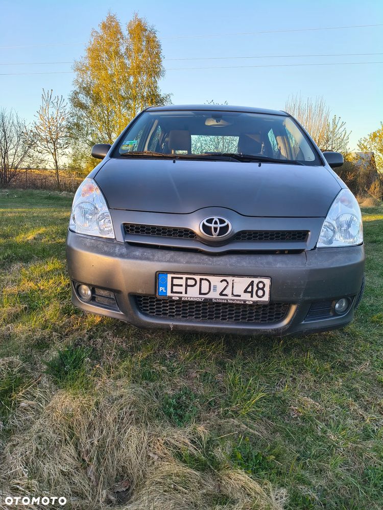 Toyota Corolla Verso 2.0 D-4D Sol 7os - 23