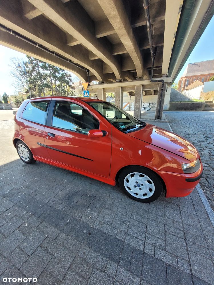 Fiat Punto 1.2 16V Trofeo - 1