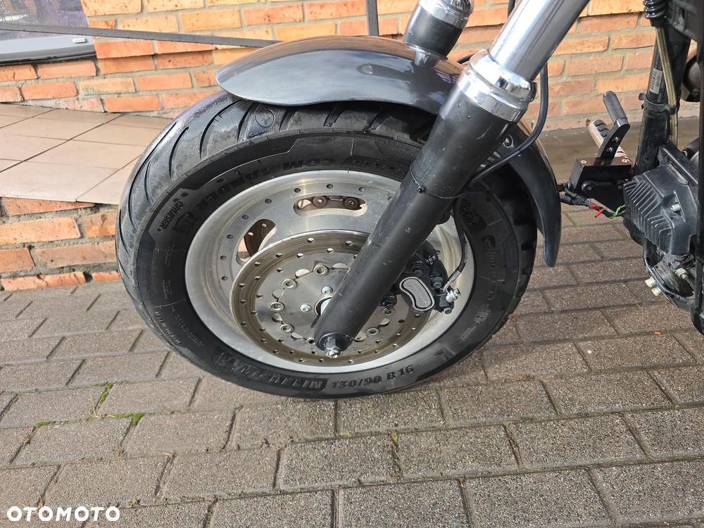 Harley-Davidson Dyna Fat Bob - 4