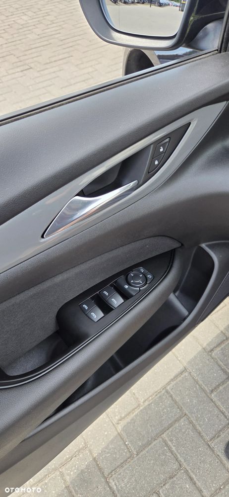 Opel Insignia 2.0 CDTI automatik Innovation - 27
