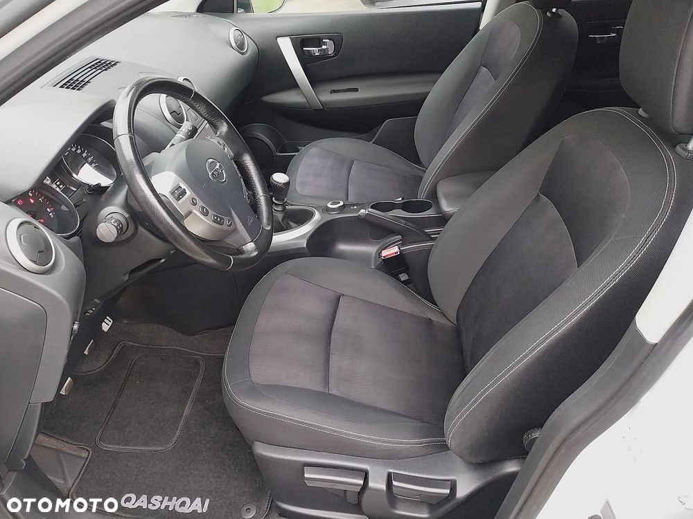 Nissan Qashqai+2 2.0 4x4 Tekna Premium - 5