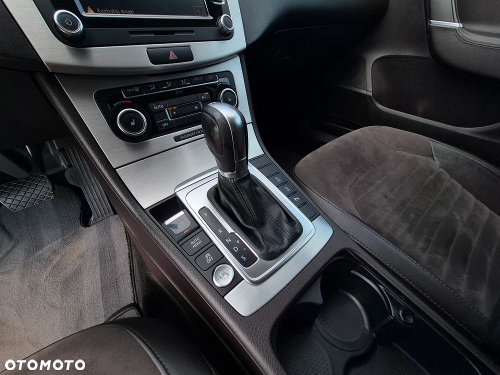 Volkswagen Passat - 14