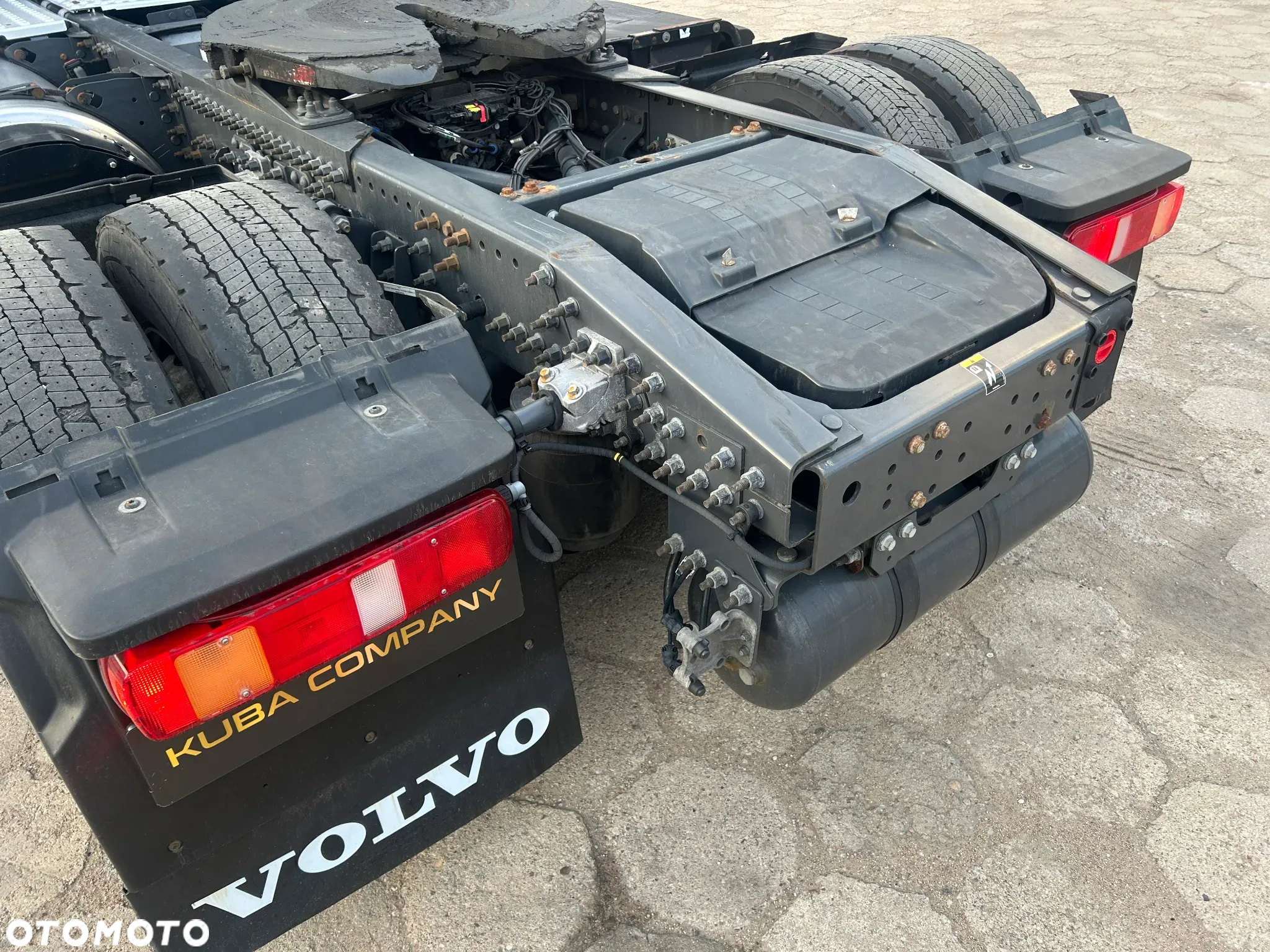Volvo FH 460 GAZ LNG + DIESEL / PRZEBIEG TYLKO 557 767 KM / 2019 ROK !! - 10