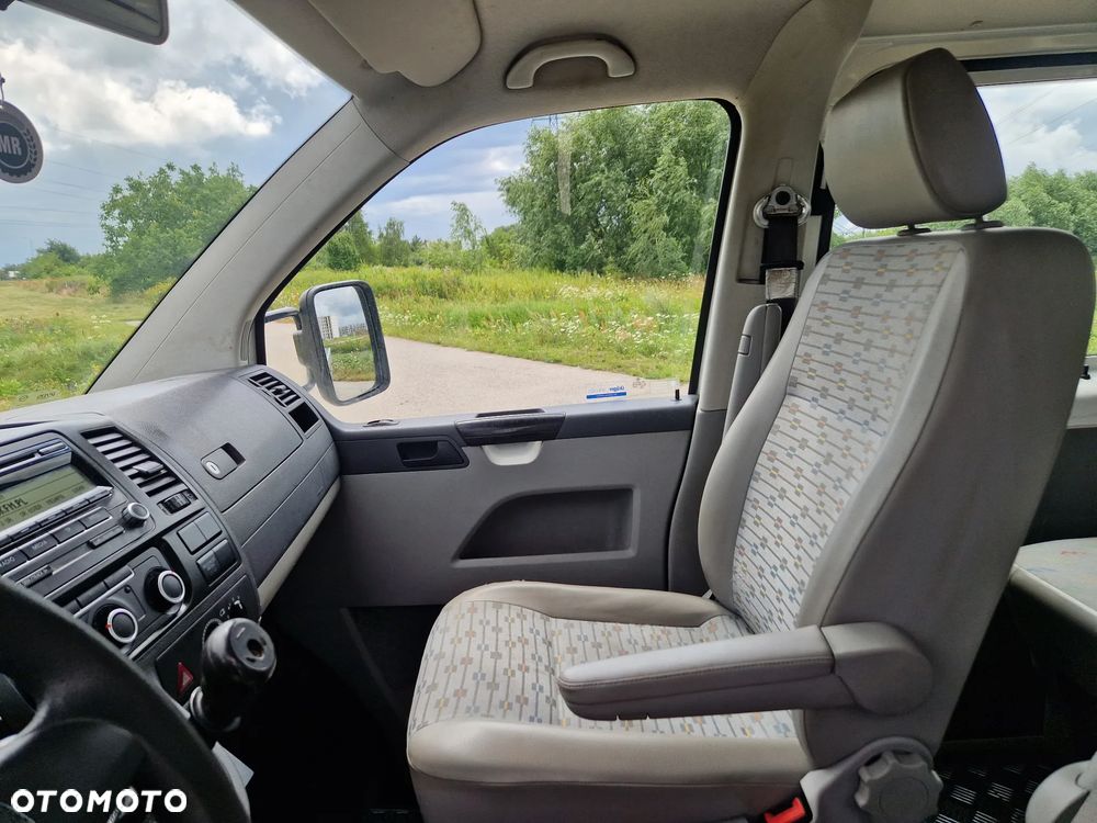 Volkswagen Transporter - 22