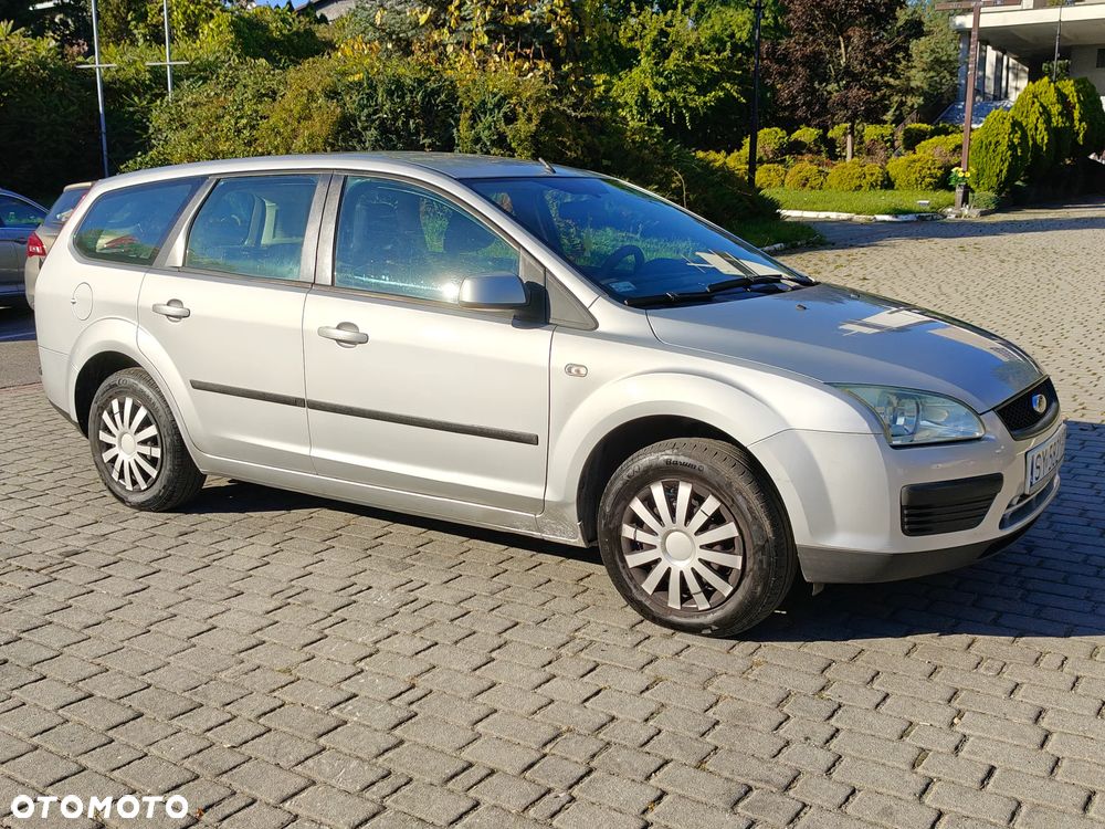 Ford Mondeo 1.8 GLX - 10