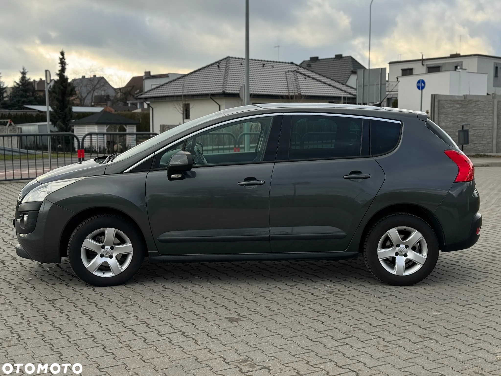 Peugeot 3008 - 5