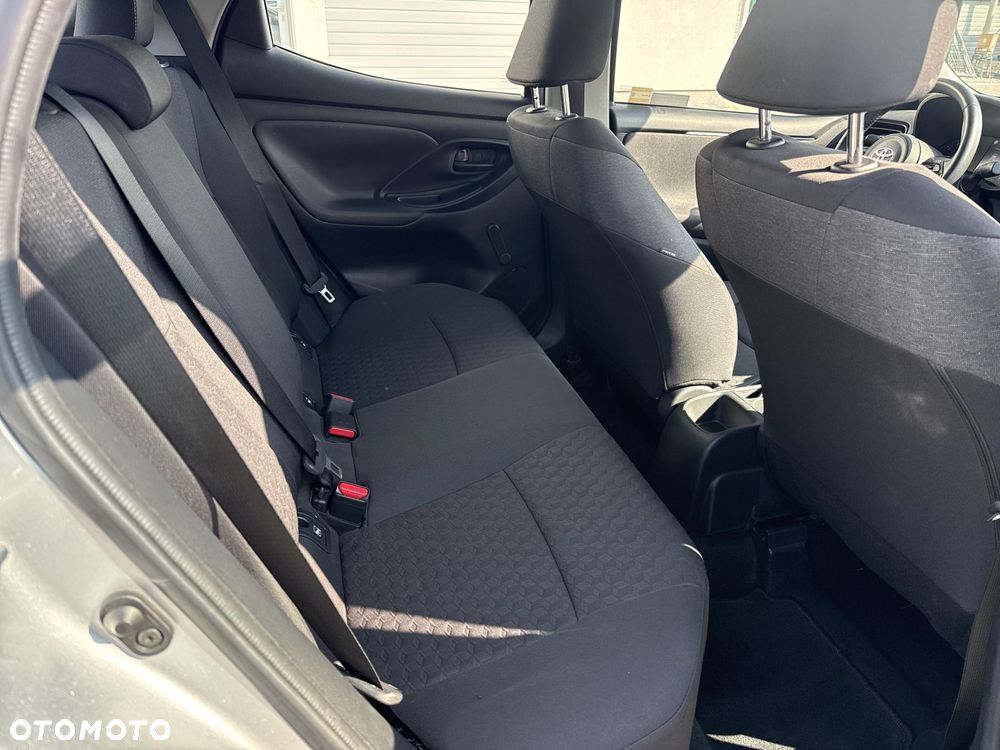 Toyota Yaris - 9