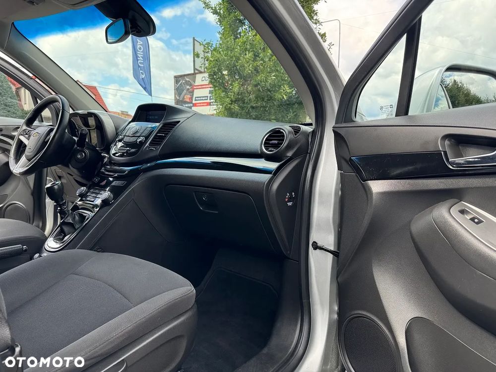Chevrolet Orlando - 30