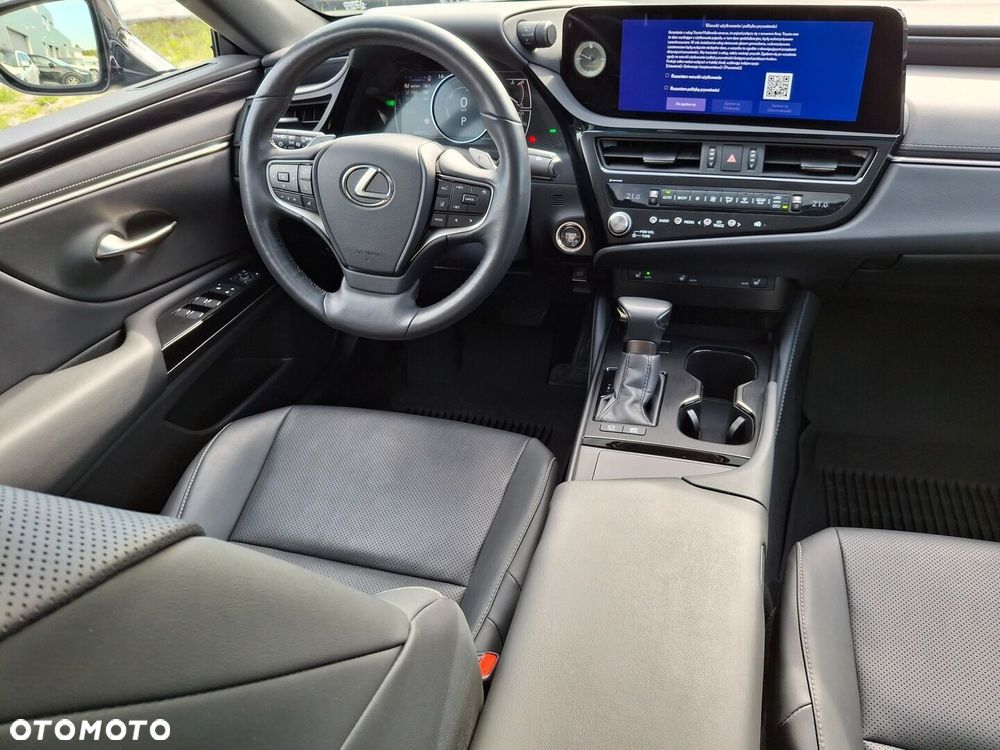 Lexus ES 300h Business Edition - 14