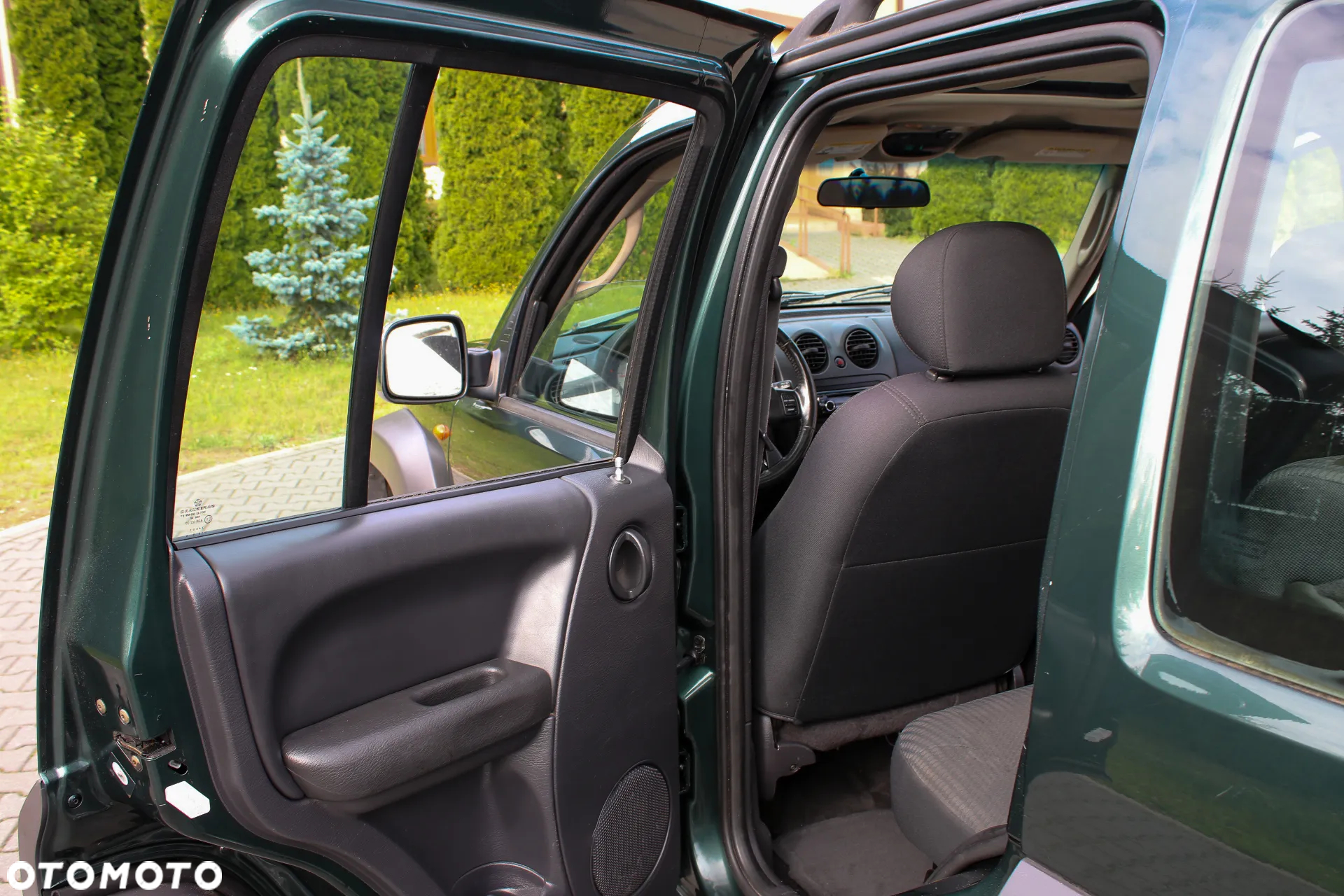 Jeep Cherokee 2.8 CRD Exclusive - 26