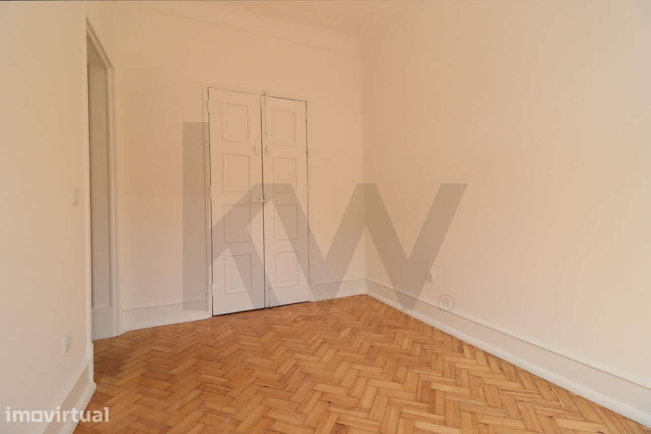 Apartamento totalmente renovado T4 +1 no Areeiro para arrendar - Grande imagem: 4/60