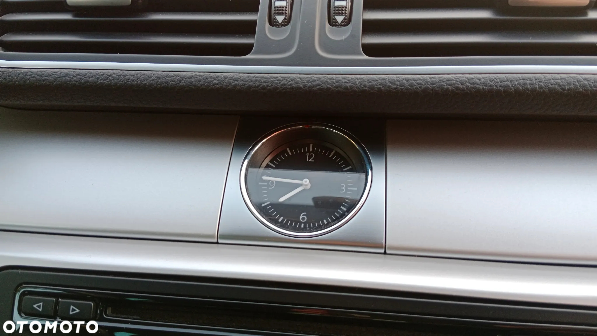 Volkswagen Passat 1.6 TDI Comfortline - 26
