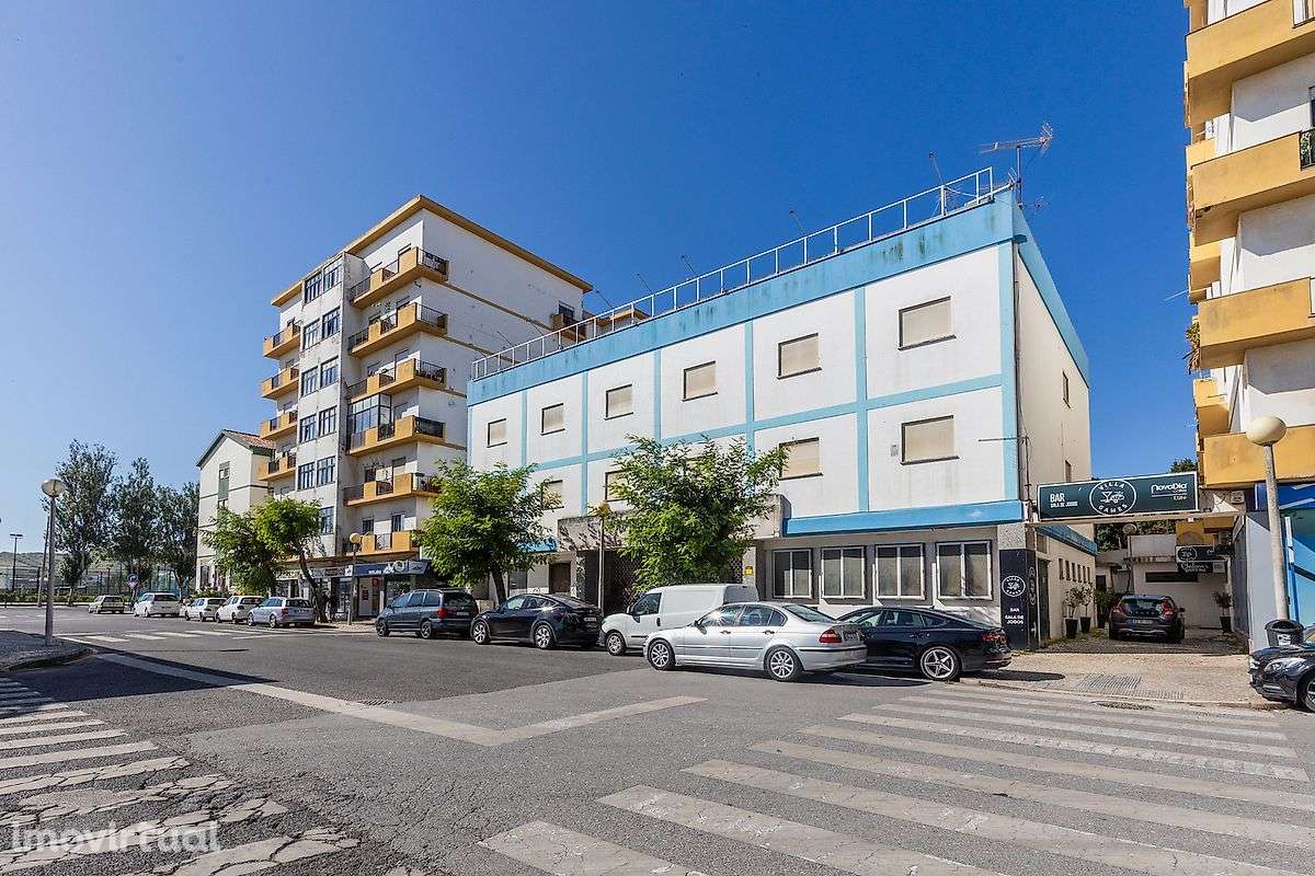 Outros - Comercial  para arrendamento - Grande imagem: 3/49