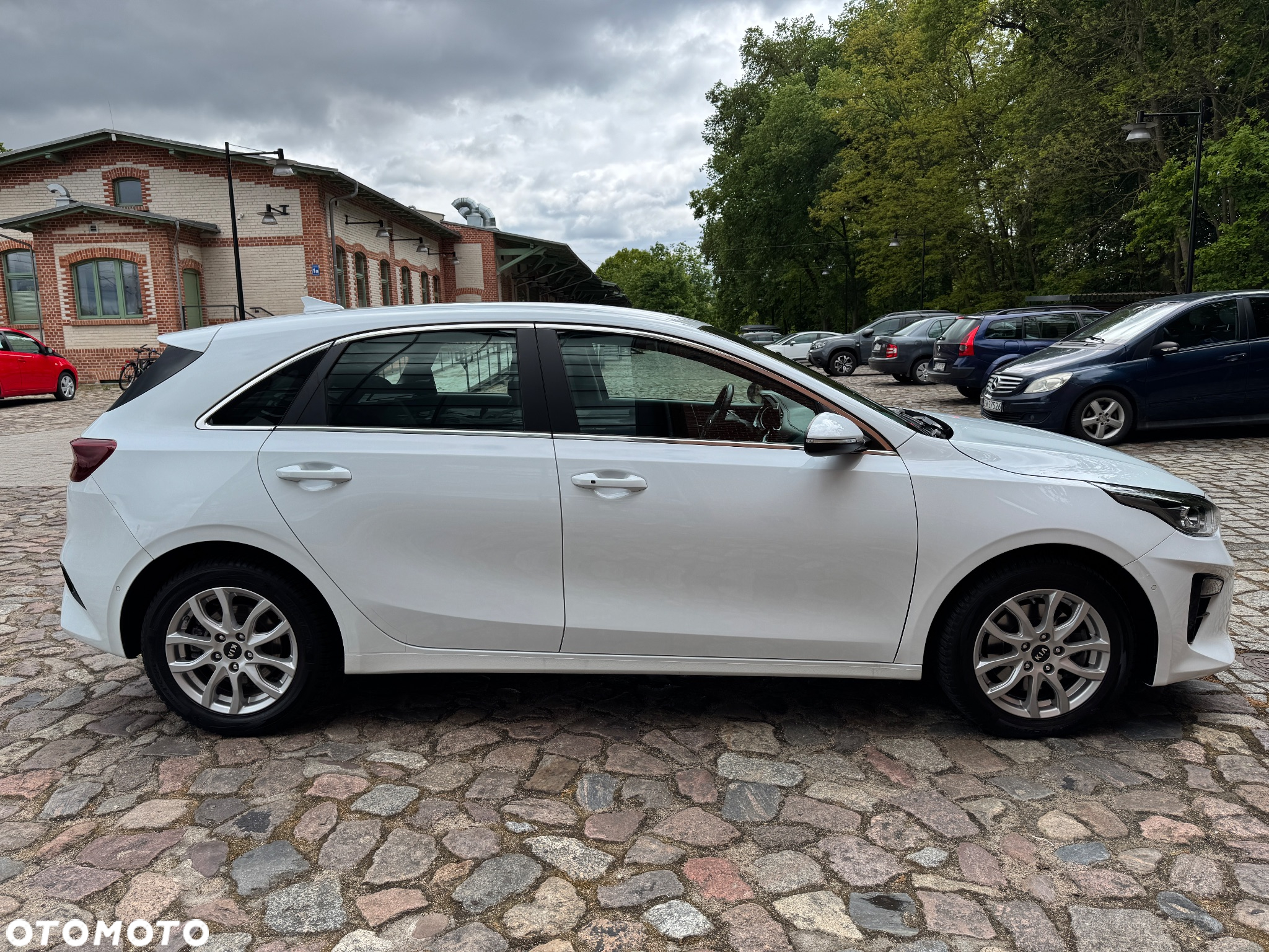 Kia Ceed 1.4 T-GDI DCT OPF Spirit - 11