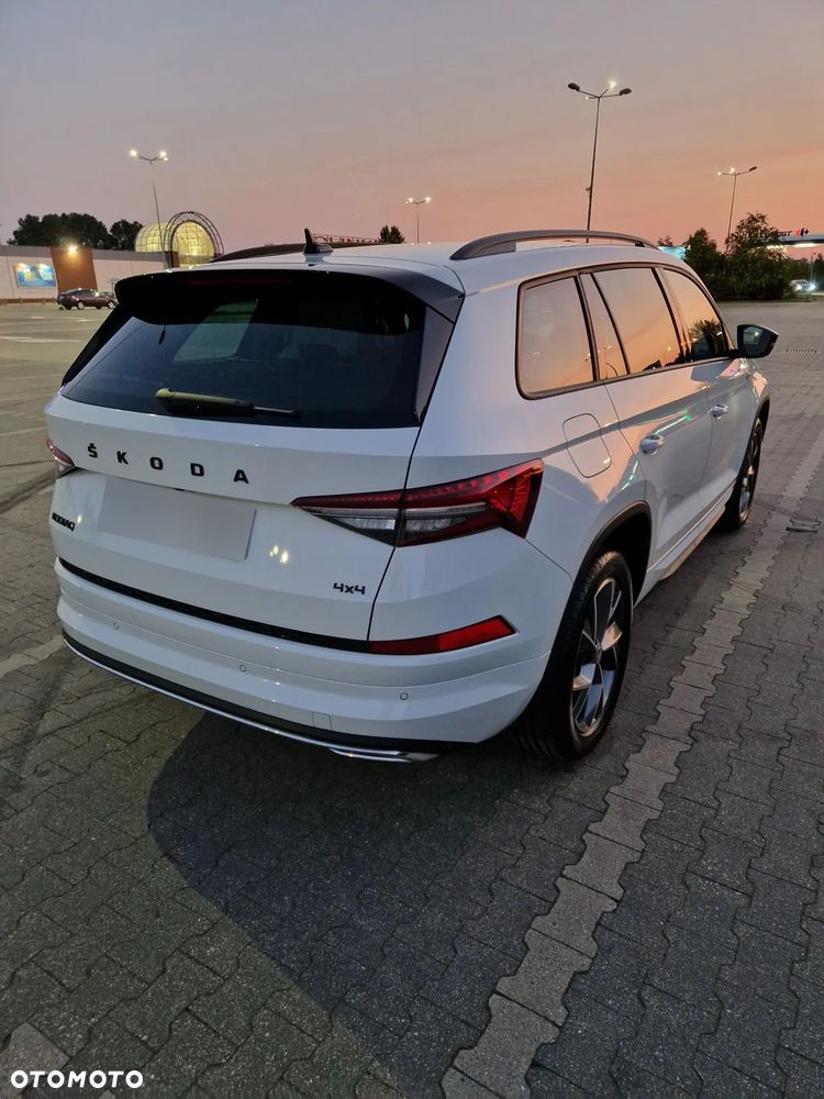 Skoda Kodiaq 2.0 TSI 4x4 Sportline DSG - 2