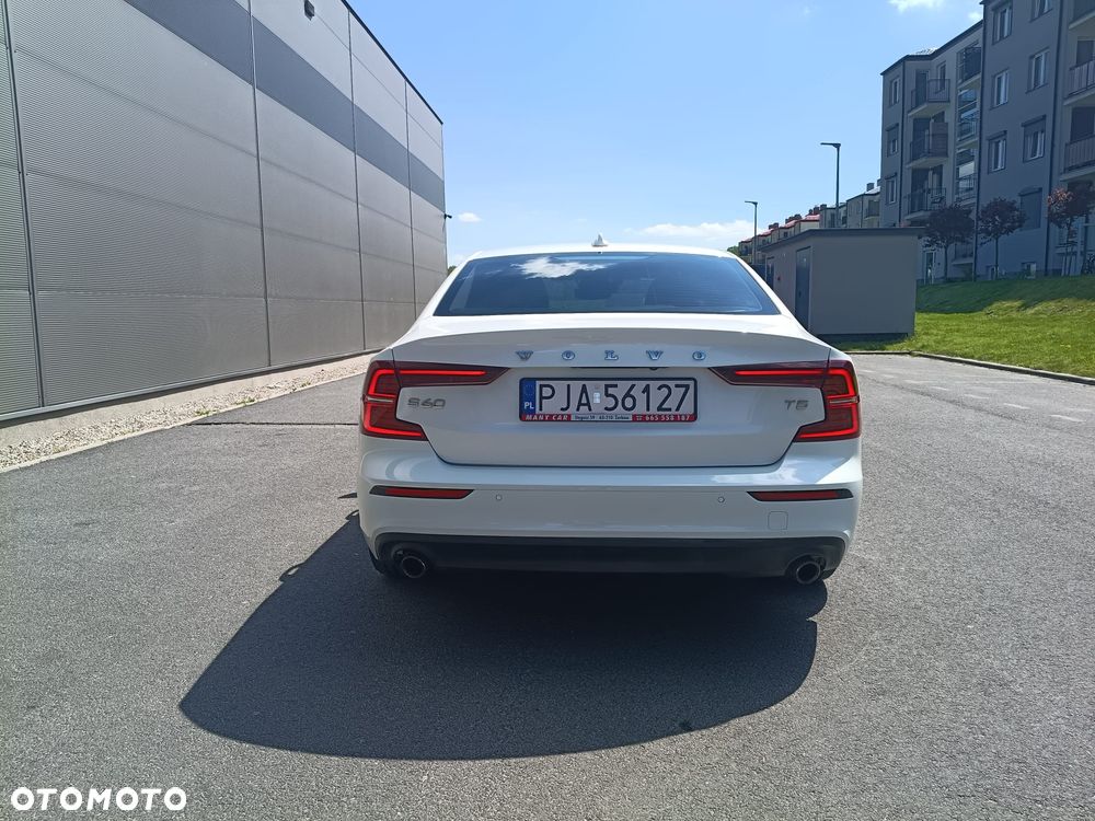 Volvo S60 T5 Momentum Pro - 6