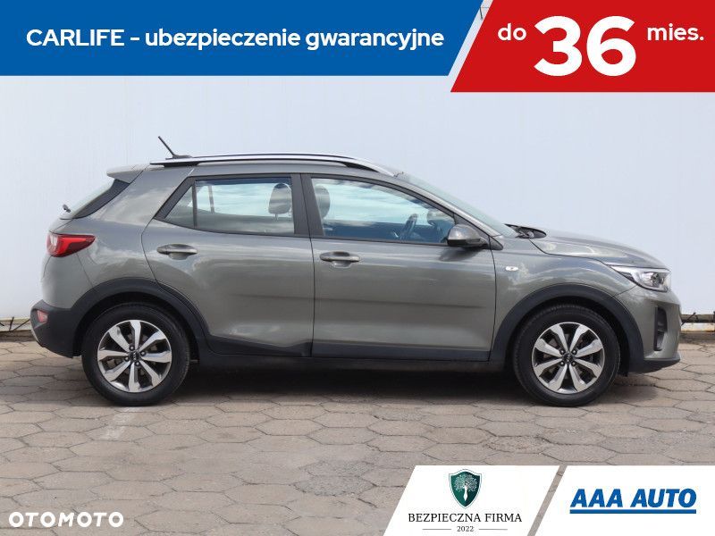Kia Stonic - 8