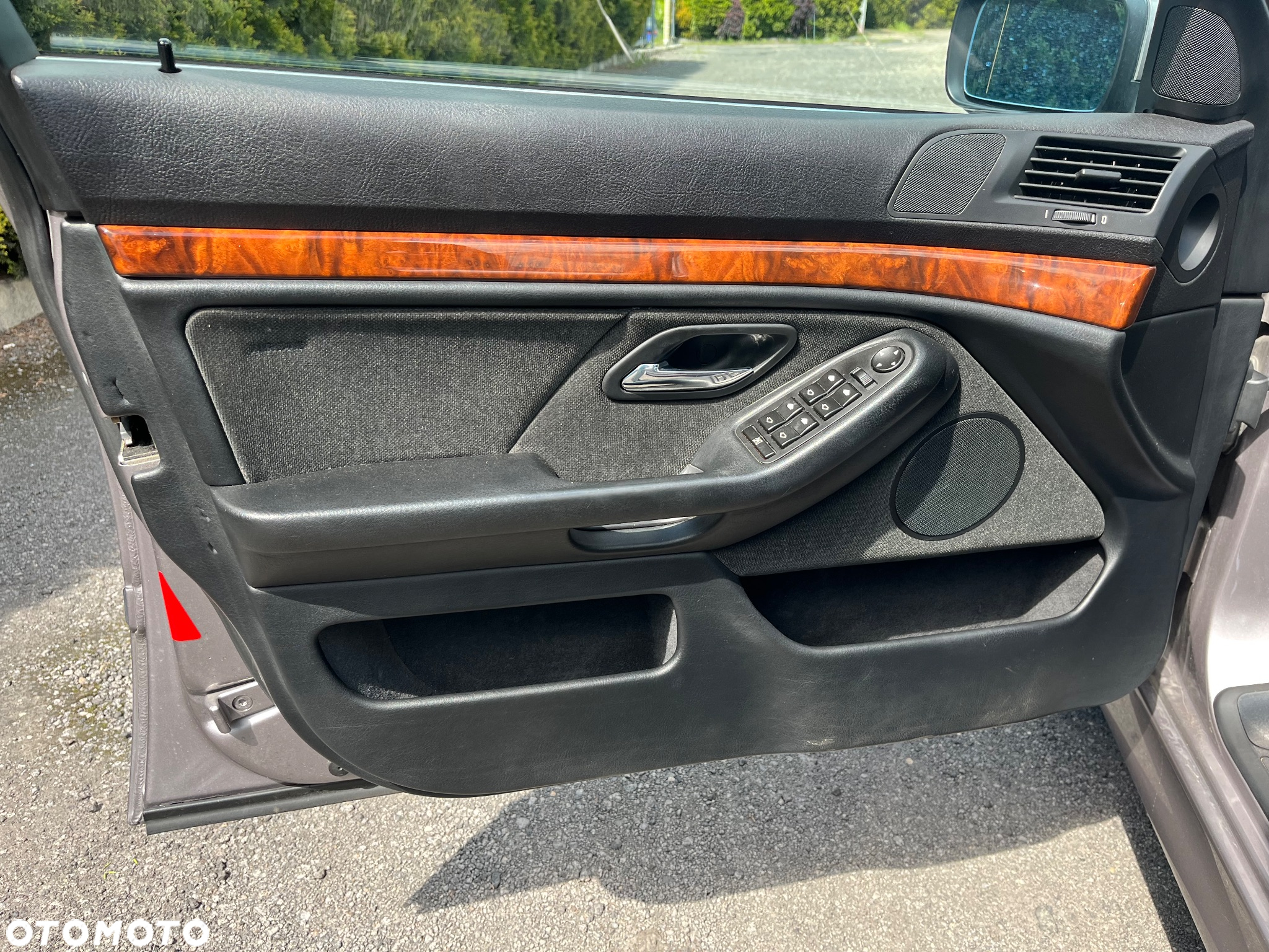 BMW Seria 5 - 32