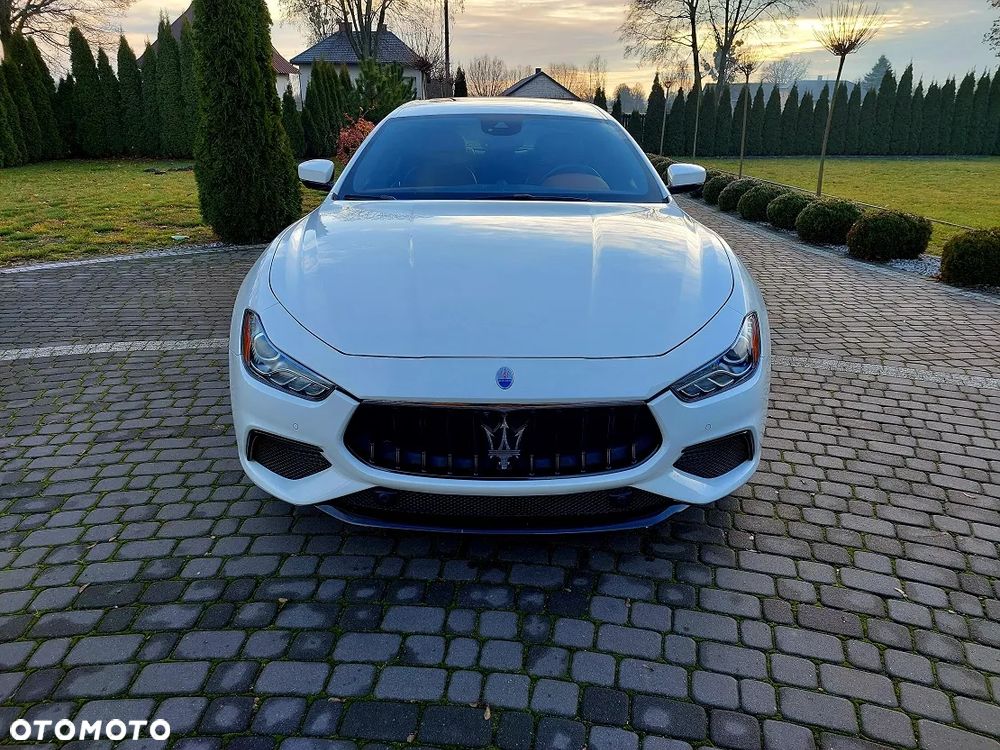Maserati Ghibli GranSport - 5