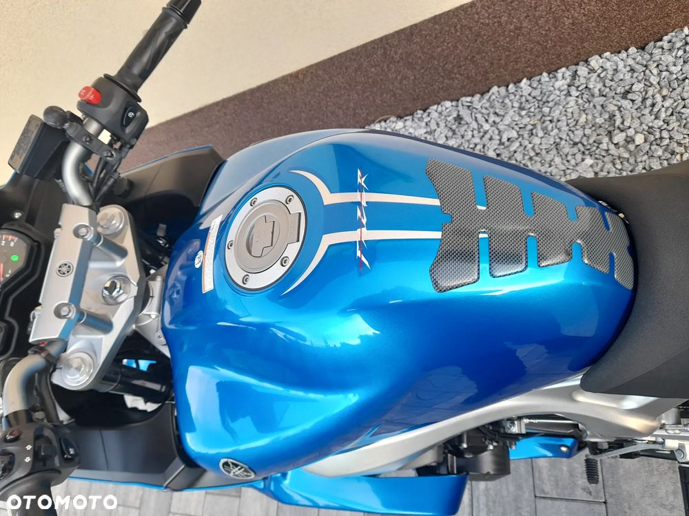 Yamaha FZ6 - 38