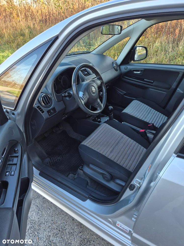 Suzuki SX4 Classic 1.6 VVT 4x2 City+ - 14