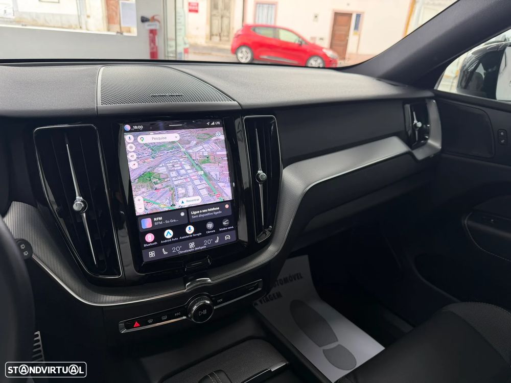 Volvo XC 60 2.0 T6 PHEV R-Design Expression AWD - 32