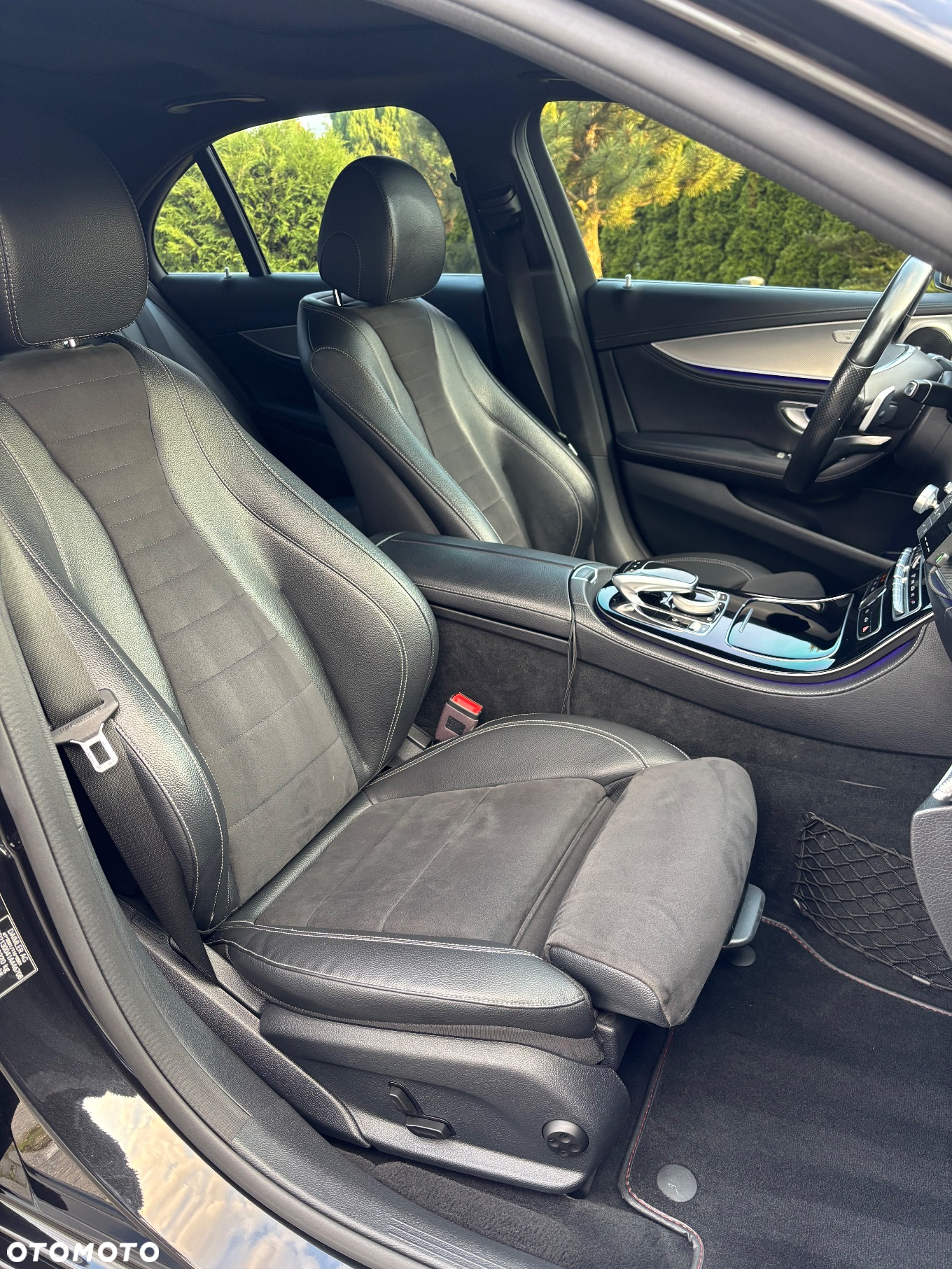 Mercedes-Benz Klasa E 220 d 9G-TRONIC AMG Line - 17