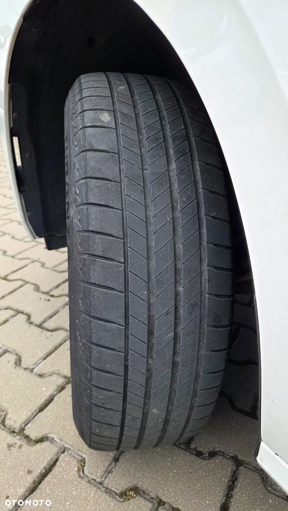 Skoda Kamiq 1.0 TSI Selection DSG - 27