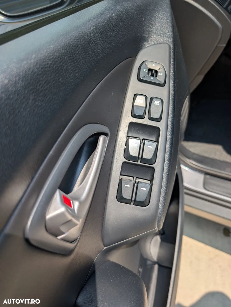Hyundai ix35 - 14