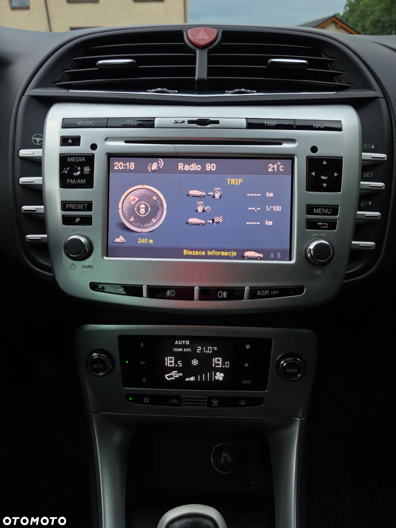 Lancia Delta 1.9 MJ TB Executive - 23