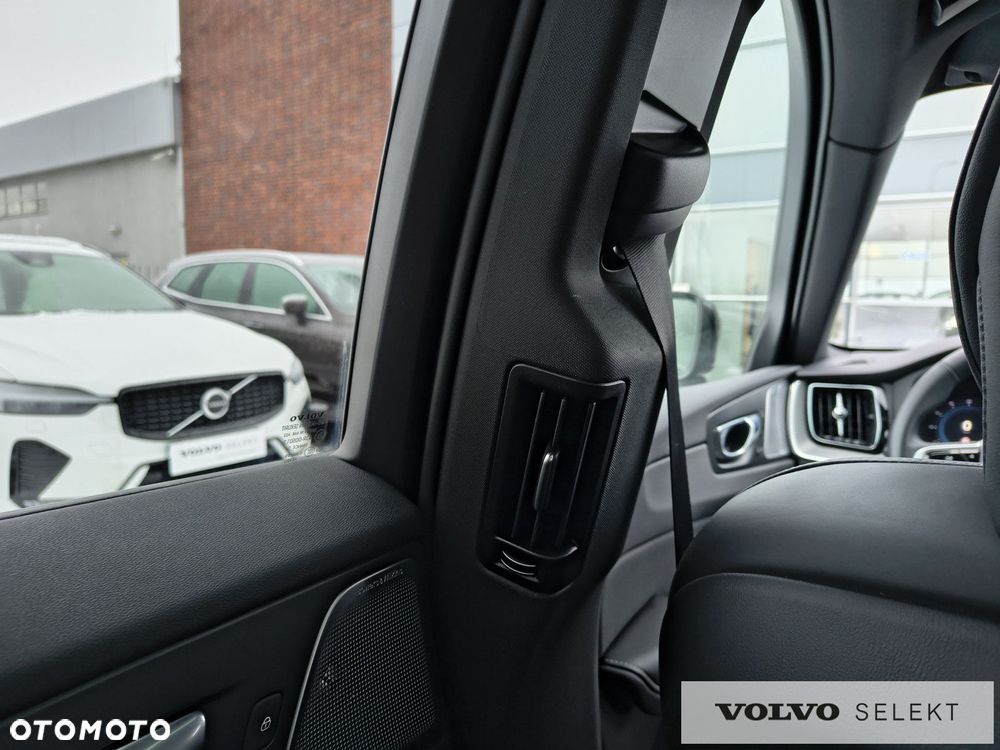 Volvo XC 60 - 24