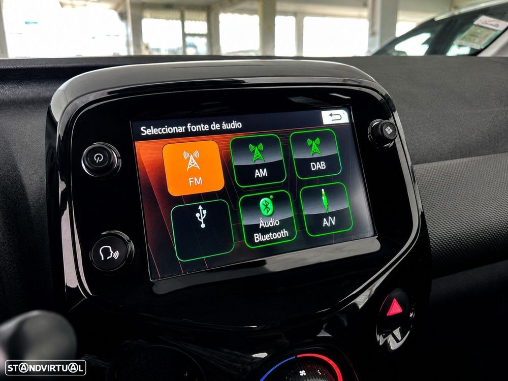 Peugeot 108 1.0 VTi Allure - 21