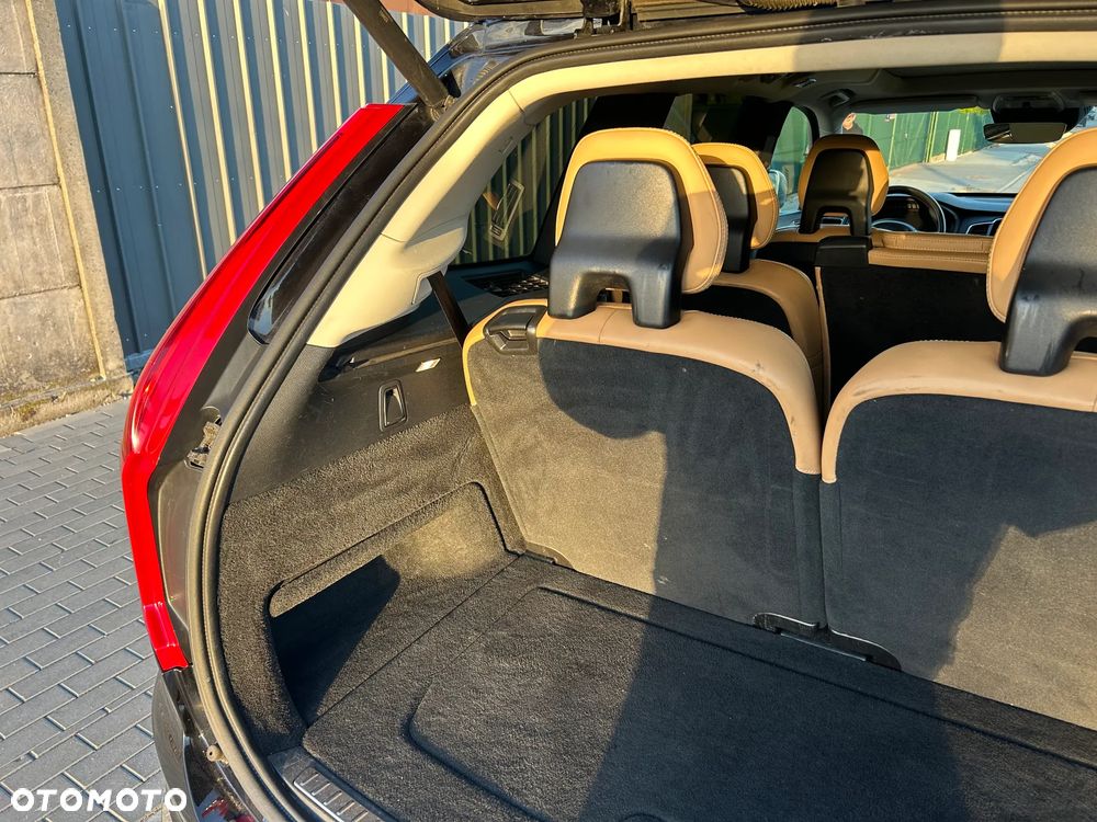 Volvo XC 90 - 23