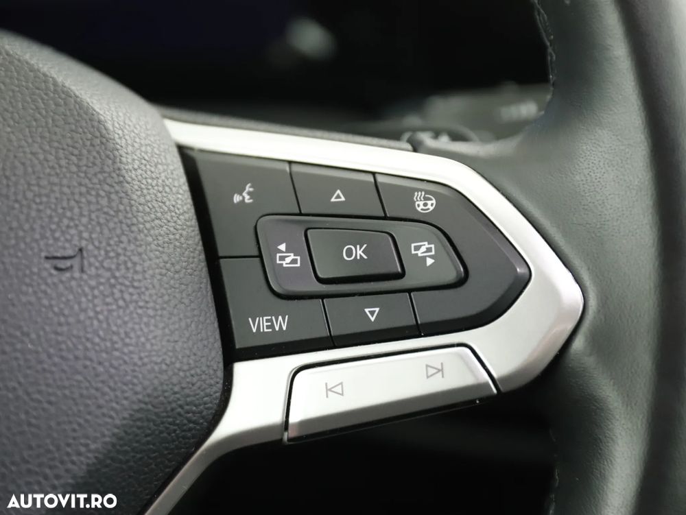 Volkswagen Golf 1.5 eTSI ACT DSG MHEV Style - 20