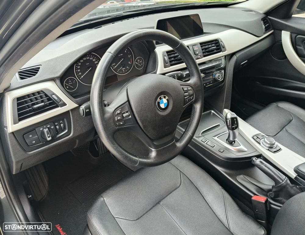 BMW 320 d Advantage Auto - 11
