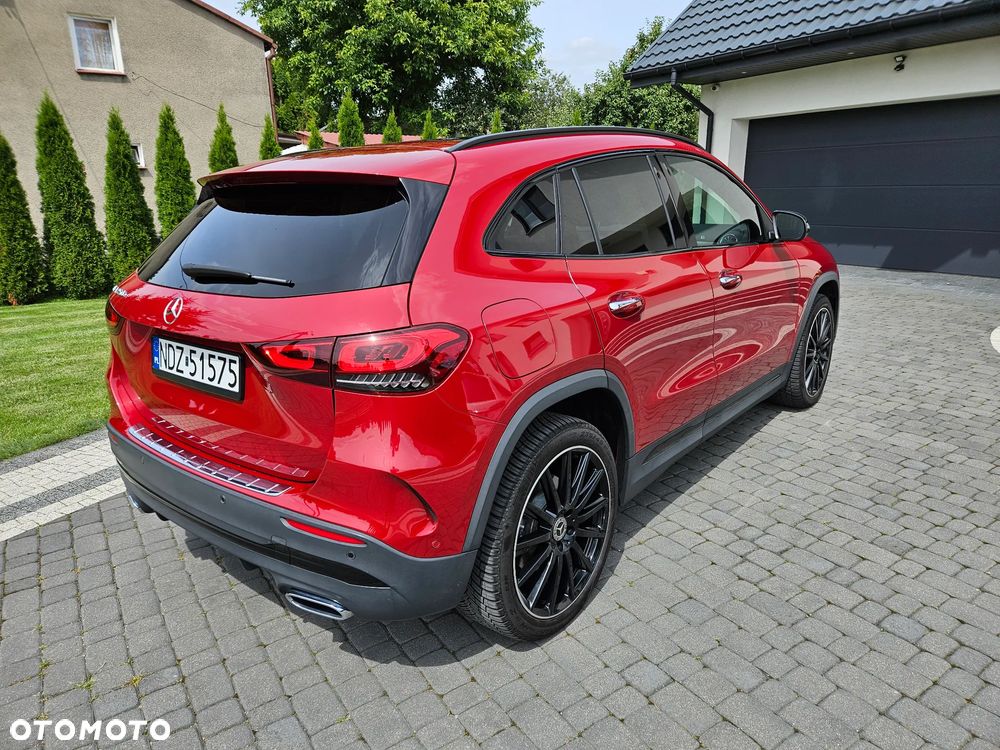 Mercedes-Benz GLA - 5
