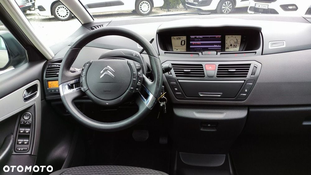 Citroën C4 Grand Picasso 1.6 THP Exclusive - 28