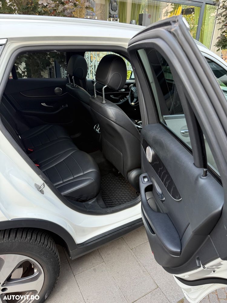 Mercedes-Benz GLC - 10