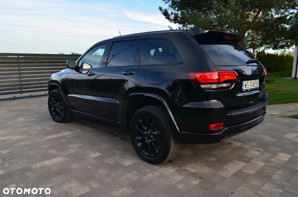 Jeep Grand Cherokee - 6