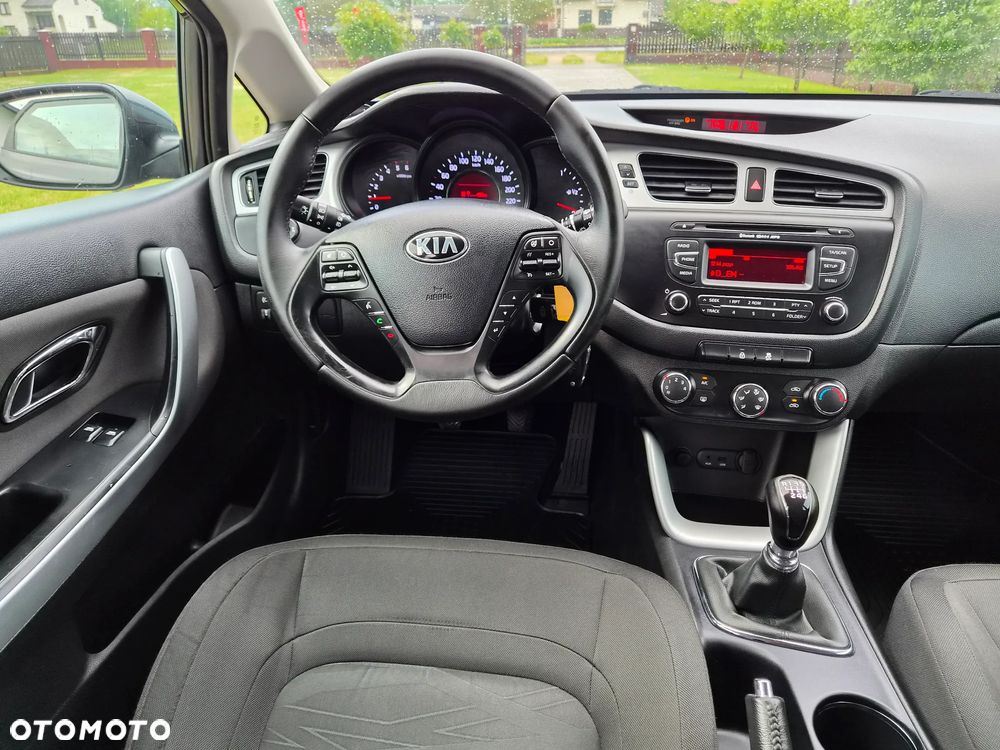 Kia Ceed 1.6 CRDi L - 4