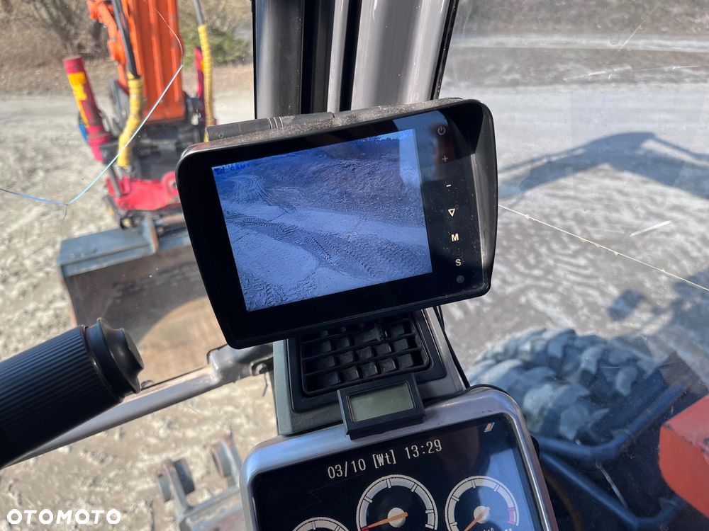 Doosan DX140W - 26
