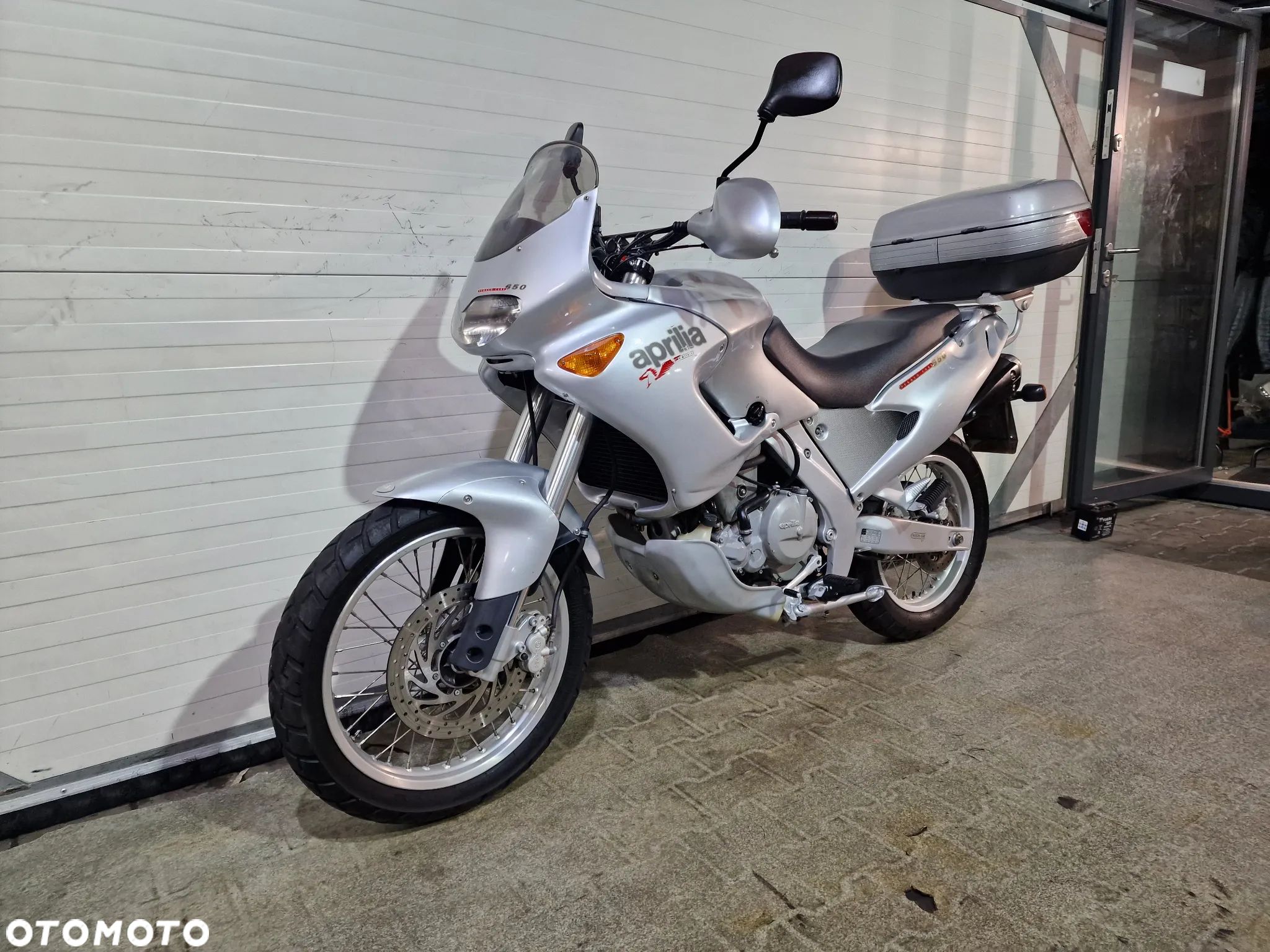 Aprilia Pegaso - 1